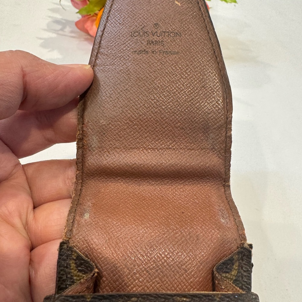 Authentic Louis Vuitton Monogram Makeup Wallet and Key Holder Set - Picture 12 of 14